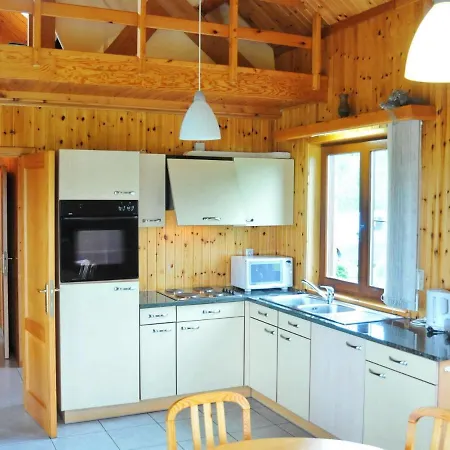 Bungalow In Peaceful Environment, With Lovely Views Of Surrounding Green Hills 別荘